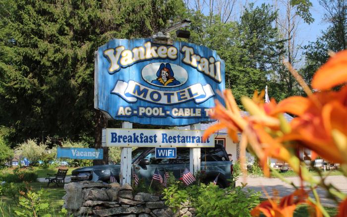 Yankee Trail Motel