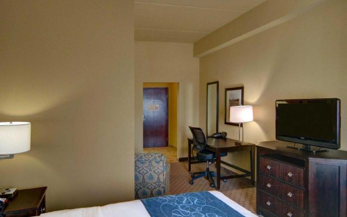 Comfort Suites Frisco