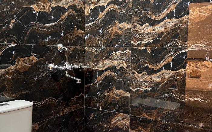 Vibe n Joy Guest House