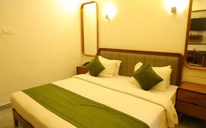 Hotel Gokulam Park