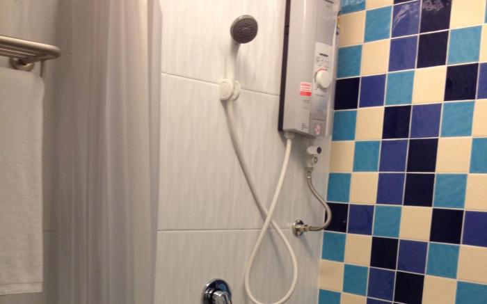 Grand Tower Inn Sathon