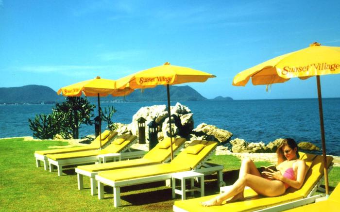 Sunset Village Beach Resort