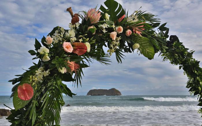 Arenas Del Mar Beachfront & Rainforest Resort