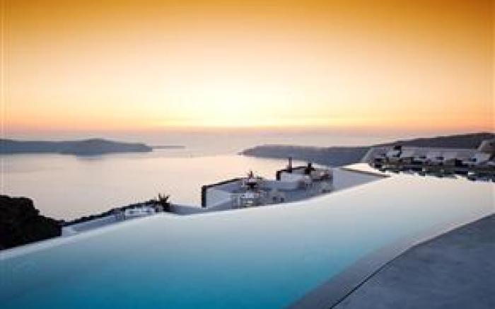 Grace Santorini Hotel