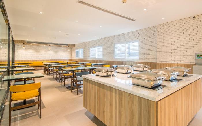 Hanting Premium Lianyungang Suning Plaza Hotel