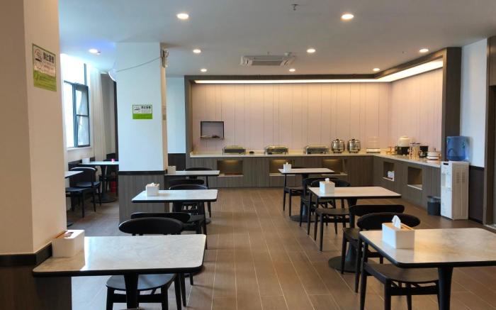 Hanting Hotel Shenzhen Pingshan Railway Station