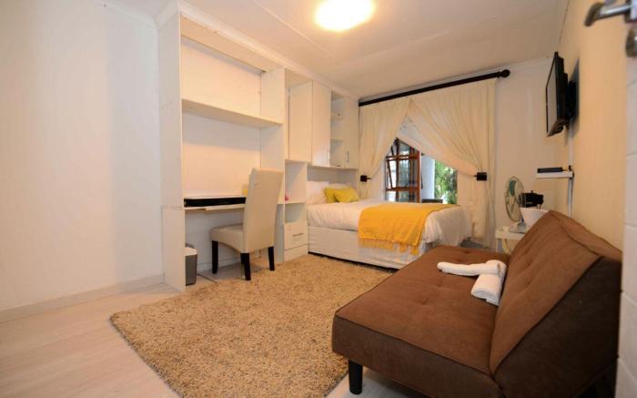 CORGI GUEST HOUSE