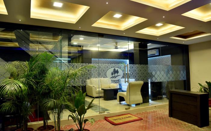 Pine Tree Boutique Hotel near US Consulate & Apollo Hospital