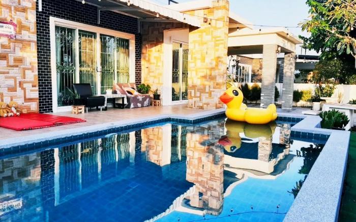 Party House Pool Villa Huahin (Near 7-11) 4-15 Pax