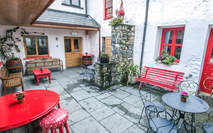 Mc Kevitts Village Hotel
