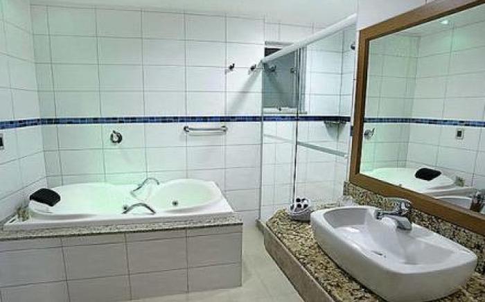 Hotel Brisa Tropical De Macae