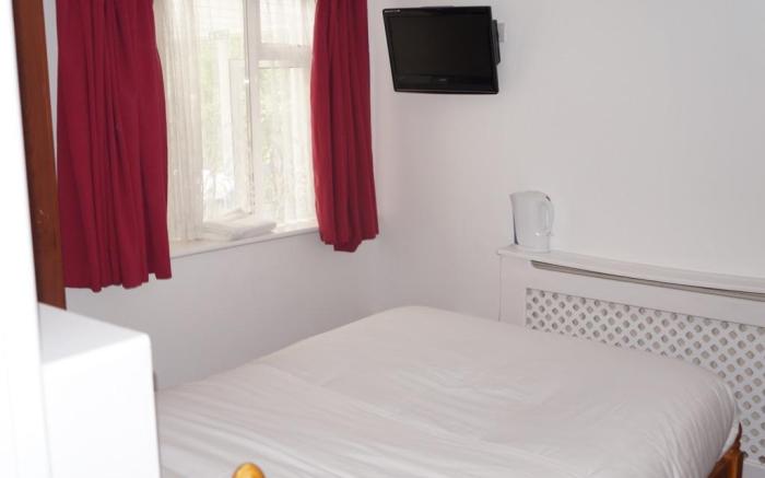 Heathrow Inn