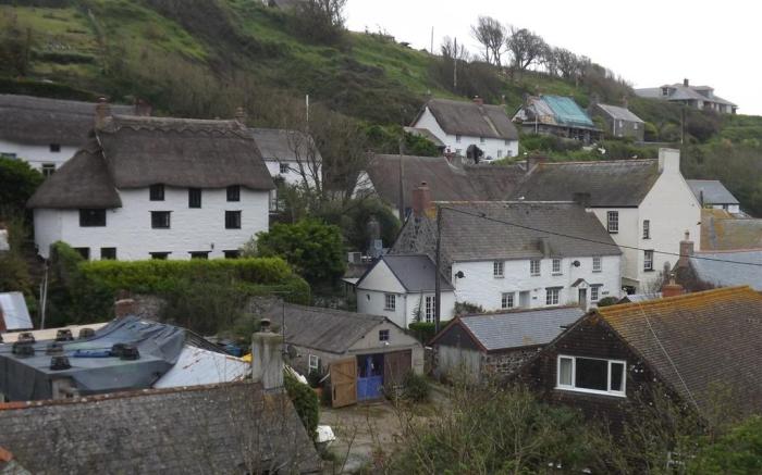 Cadgwith Cove Inn