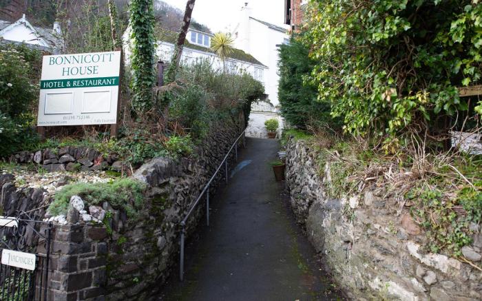 I'm Your Host - Fishermans Rest