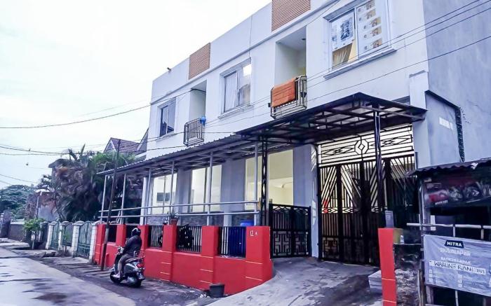 Agnes Residence near Blok M Mitra RedDoorz