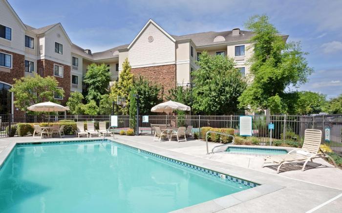 Sonesta ES Suites Portland Vancouver 41st