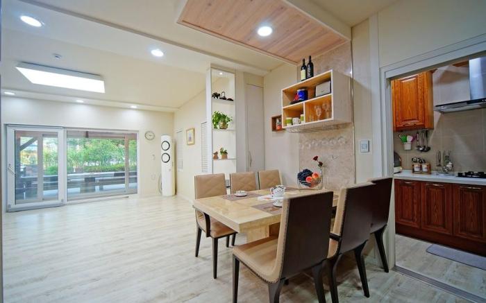 Jeonju Gimmyeongok Kimchi Sukbak Chaehumgwan