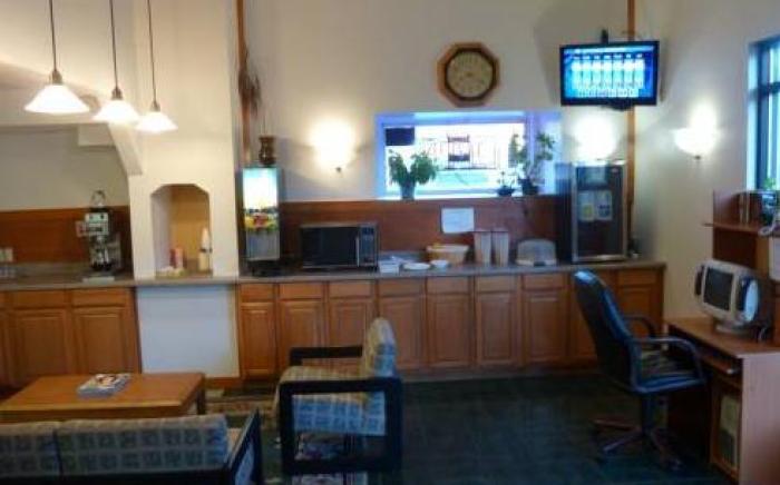 Bay City Inn
