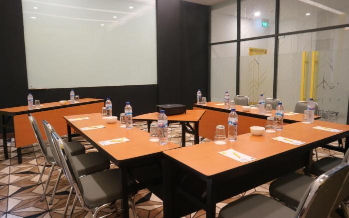YELLO Hotel Manggarai