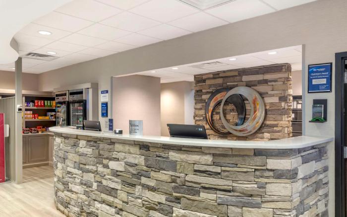Best Western Plus Greenville I-385 Inn & Suites