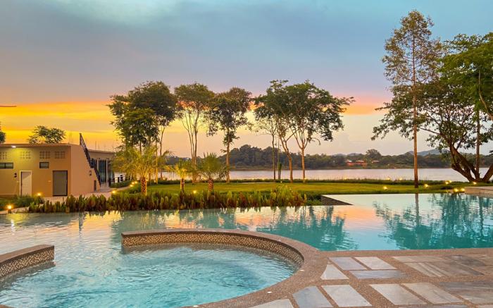 River Tree Resort