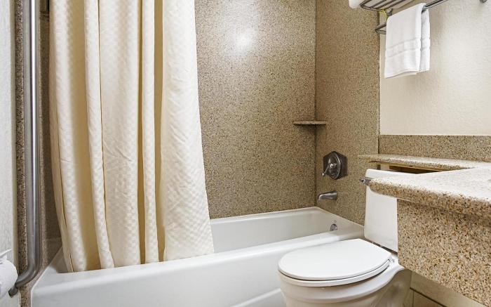 Best Western Antelope Inn and Suites