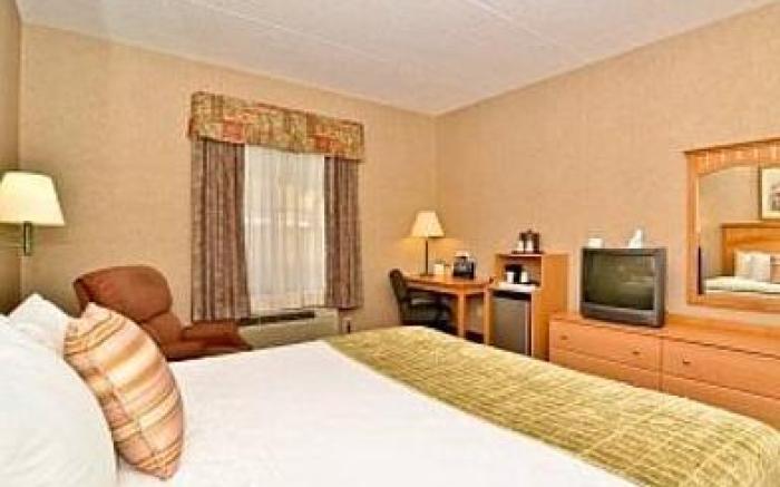 La Quinta Inn & Suites by Wyndham Jamestown