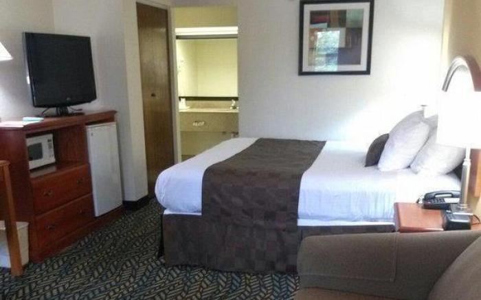 Best Western Fairwinds Inn