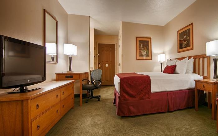 Best Western John Jay Inn
