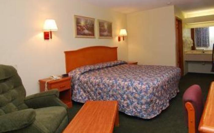 Budget Host Inn