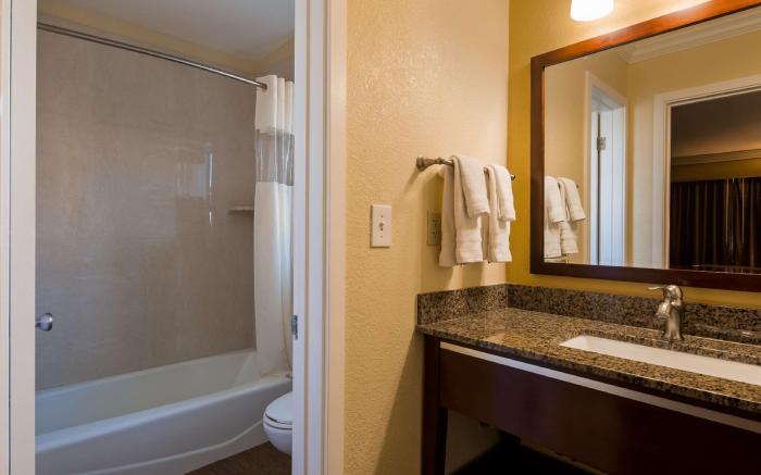 Best Western Park Crest Inn