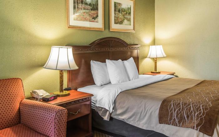 Quality Inn & Suites Ann Arbor Hwy 23