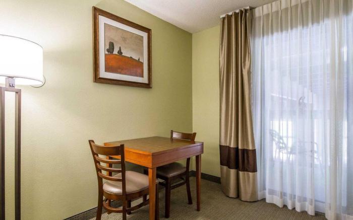 Comfort Inn & Suites Black River Falls I-94