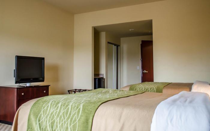 Comfort Inn & Suites