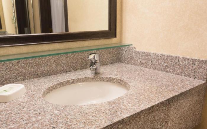 Drury Inn & Suites Marion