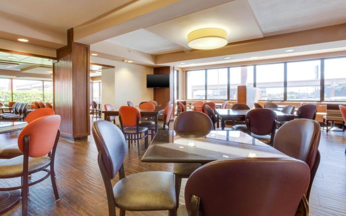 Drury Plaza Hotel San Antonio Airport