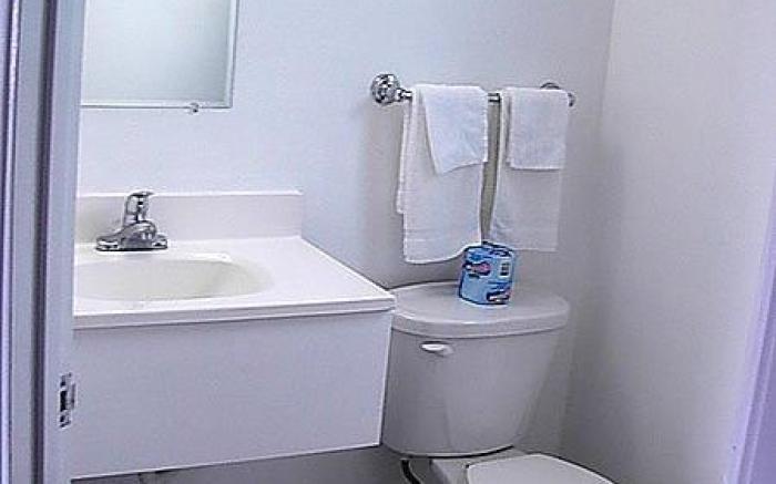 Economy Inn