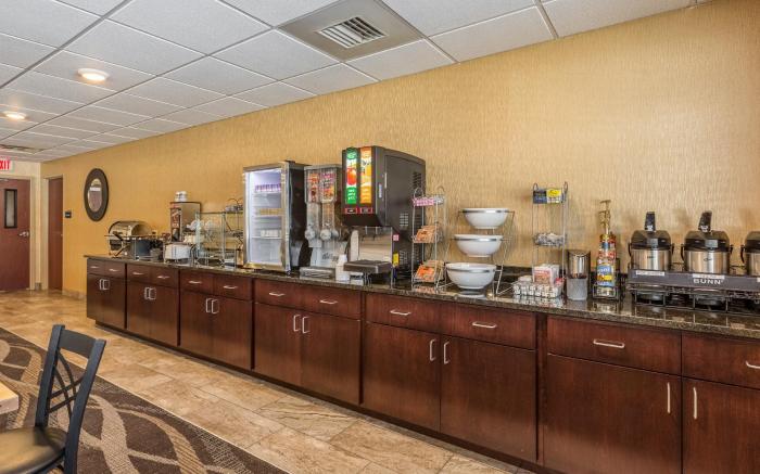 Cobblestone Inn & Suites - Merrill