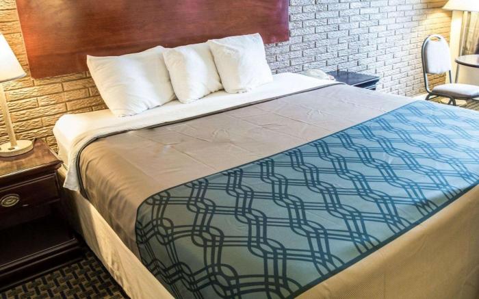 Rodeway Inn & Suites Wilmington North