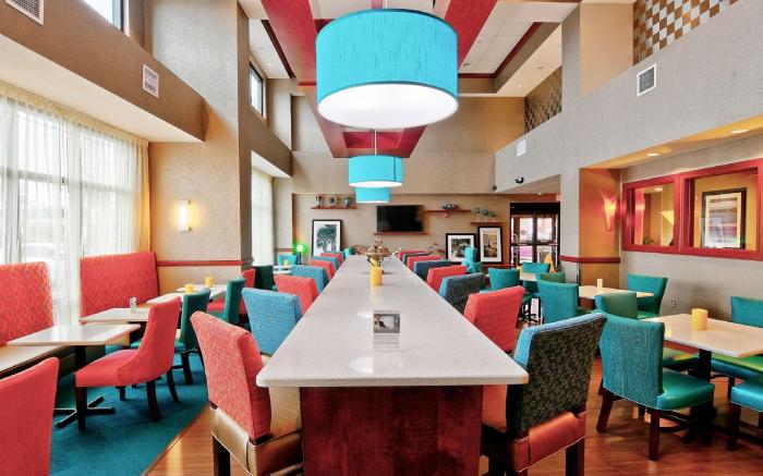 Hampton Inn & Suites Jacksonville-Beach Boulevard/Mayo Clinic Area