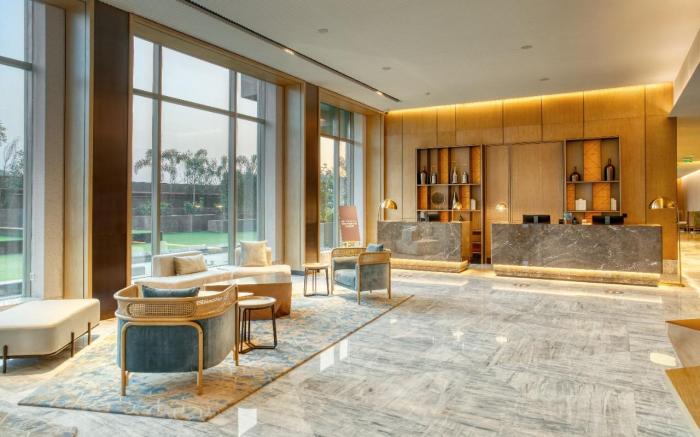 Gateway Ahmedabad, Sindhu Bhavan Road