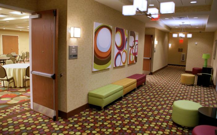 Homewood Suites by Hilton Phoenix Airport South Hotel