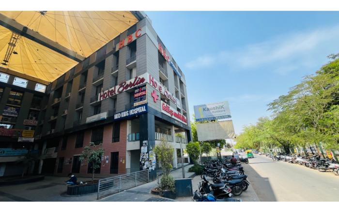 Hotel Berlin Gandhinagar