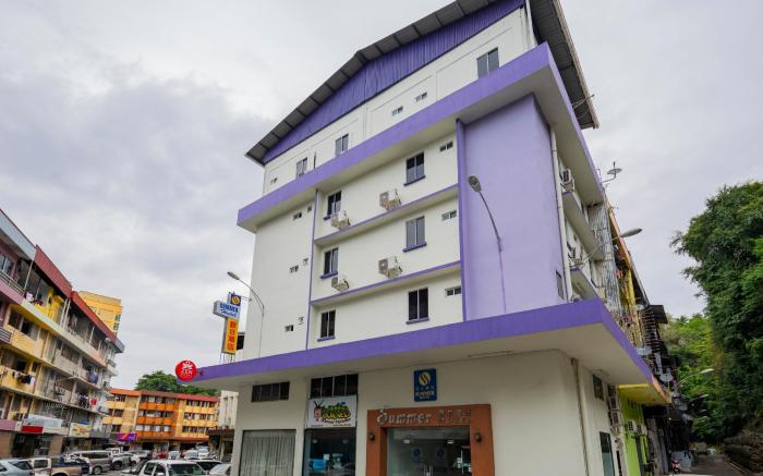 Summer Hotel