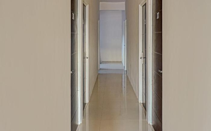 OYO 90062 Ava Guesthouse