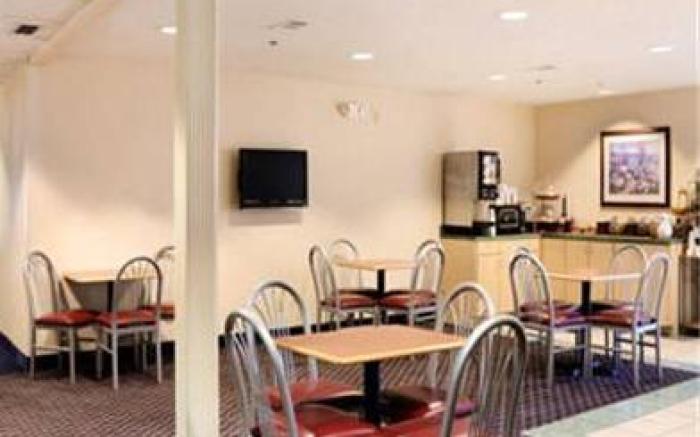 Regency Inn & Suites DFW