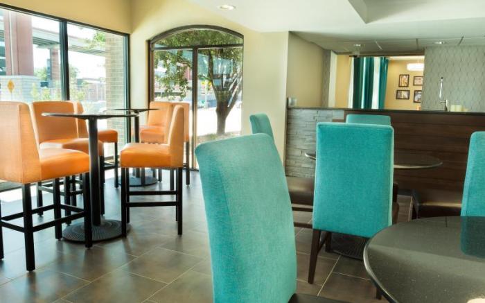 Heritage Inn & Suites San Antonio Airport, Trademark Wyndham