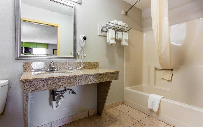 Quality Inn