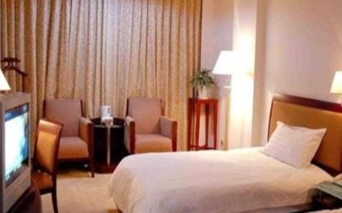 Quanzhou Overseas Chinese Hotel