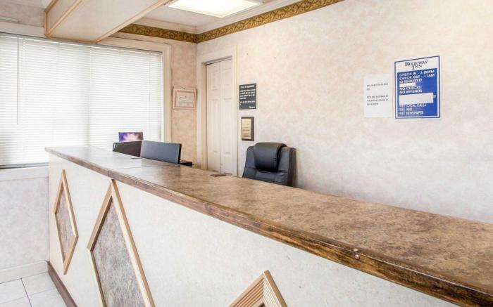 Economy Motel